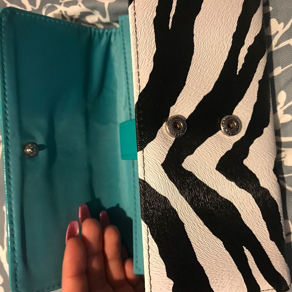 Wallet - Picture 3 of 8